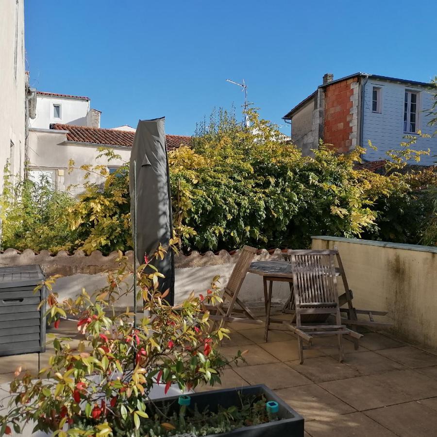 L Appart Des Cloutiers, Terrasse De 25M2 La Rochelle  Exterior photo